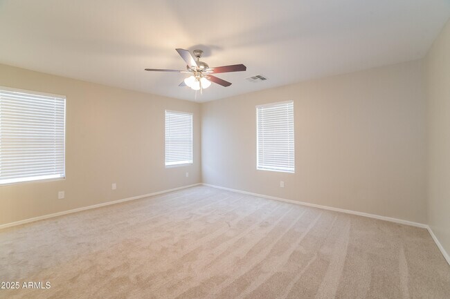 Building Photo - 126 N 86th Ln
