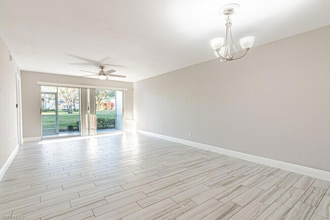 Building Photo - 1392 Churchill Cir