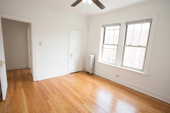 Floorplan - 5034-5046 S. Woodlawn Avenue