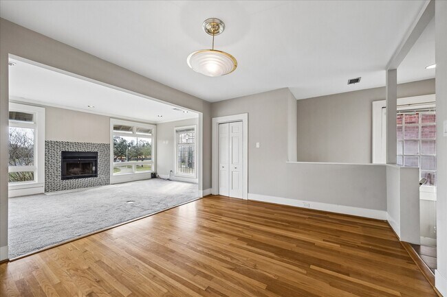 Building Photo - 1015 Usener St