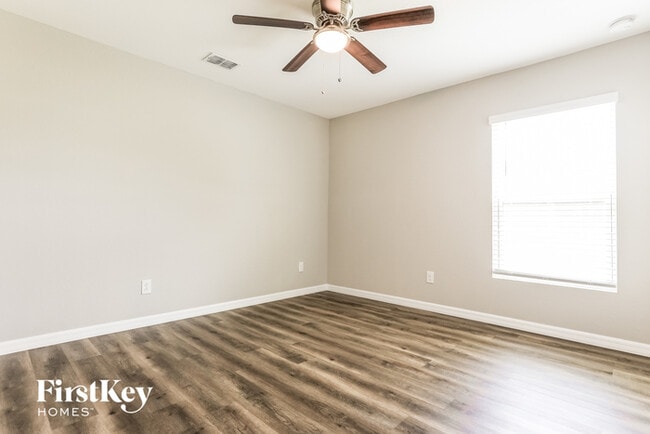 Building Photo - 20431 Mt Prospect Ave