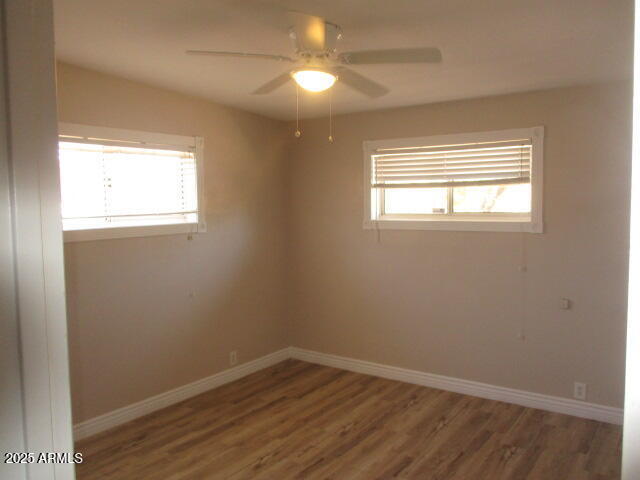 Building Photo - 2021 S La Rosa Dr