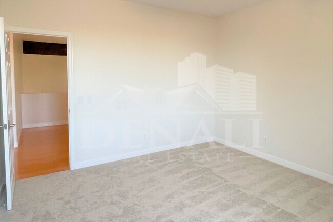 Building Photo - 26623 N 44th St