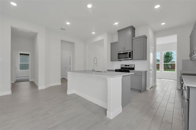 Building Photo - 3122 Ferrero Ln