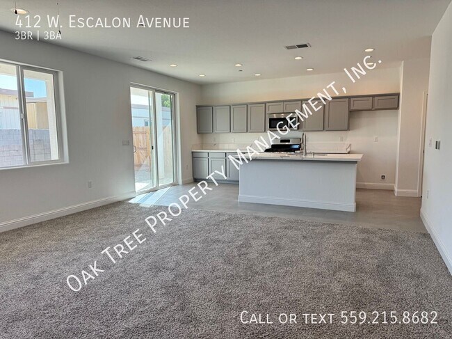 Building Photo - 412 W Escalon Ave
