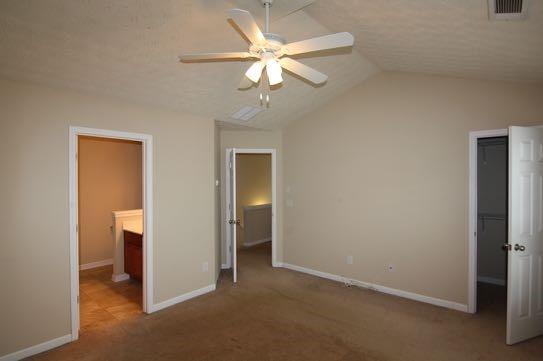 Building Photo - 303 Azalea Loop