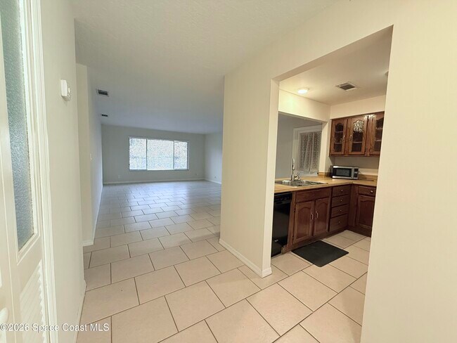 Building Photo - 255 S Tropical Trail