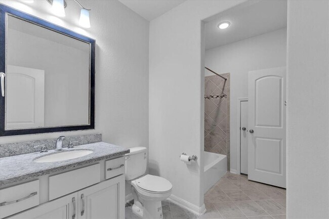 Building Photo - 2513 Cappelle Way