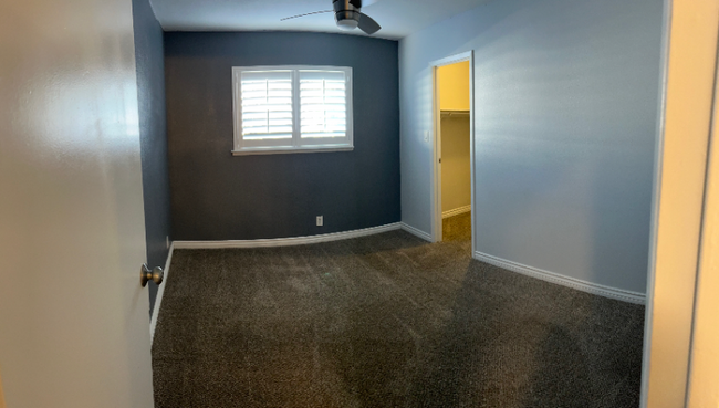 Building Photo - 6278 Woodbury Ave