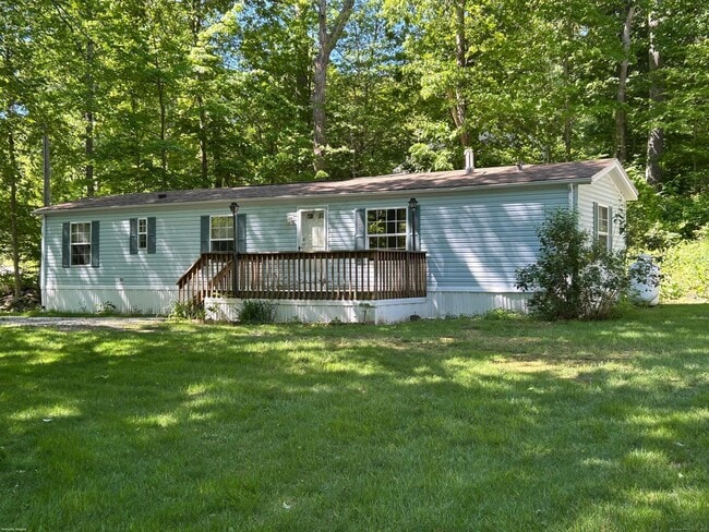 Primary Photo - 54 Forest Dr