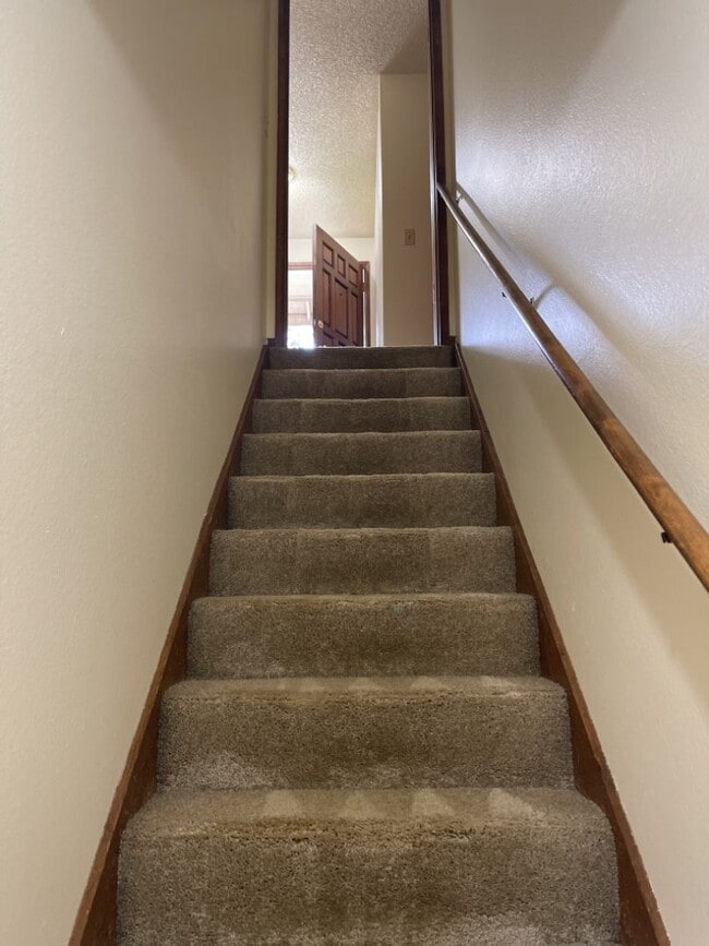 Building Photo - COMING SOON!!!  Fantastic 4 Bedroom Home on Blueberry Hill in Hazel Dell!