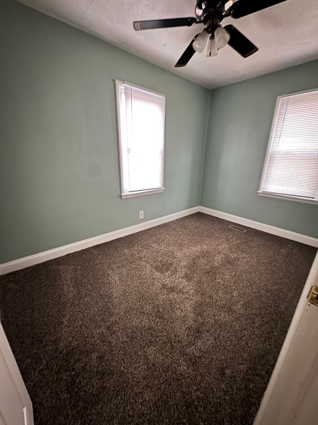 Building Photo - 2229 Margybeth Ave