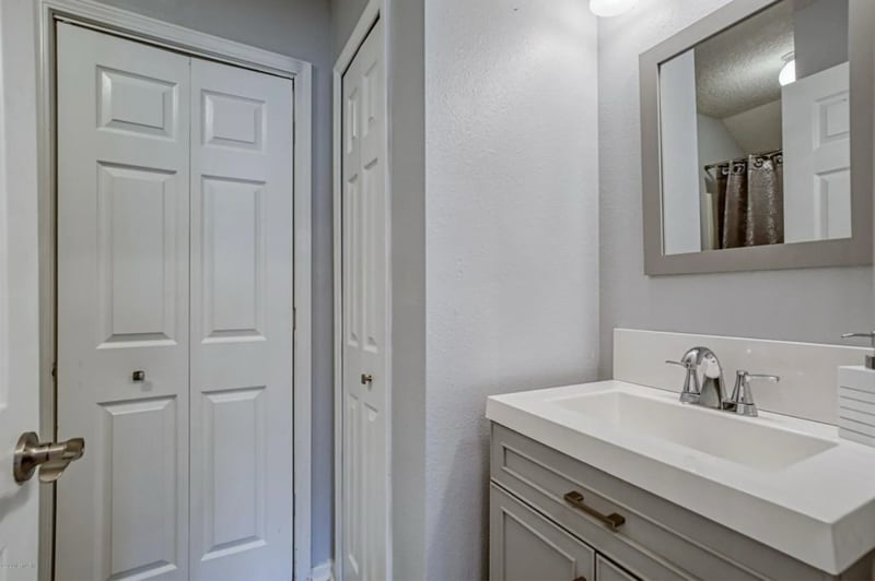 Building Photo - 437 Fort Drum Ct