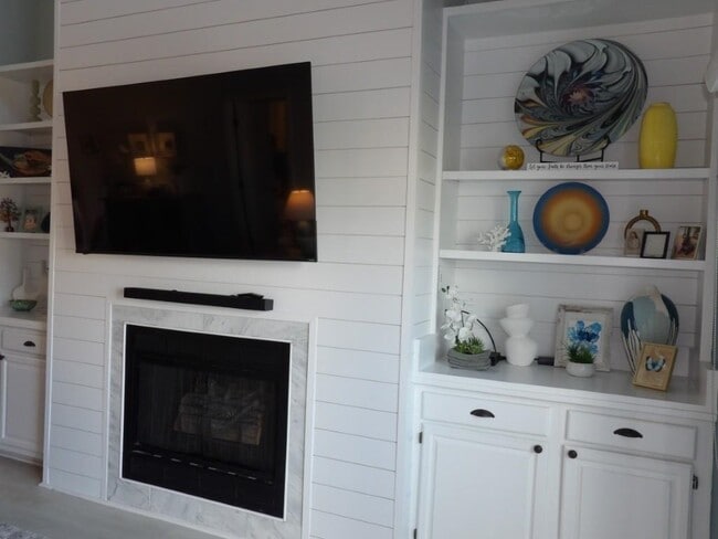 Building Photo - 4396 Baldwin Ave