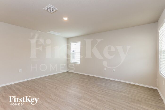 Building Photo - 4546 Meadowland Pl