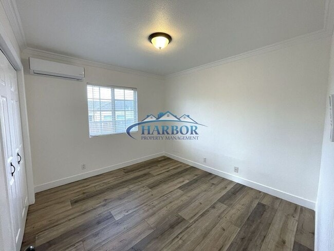 Building Photo - 1226 W Don St