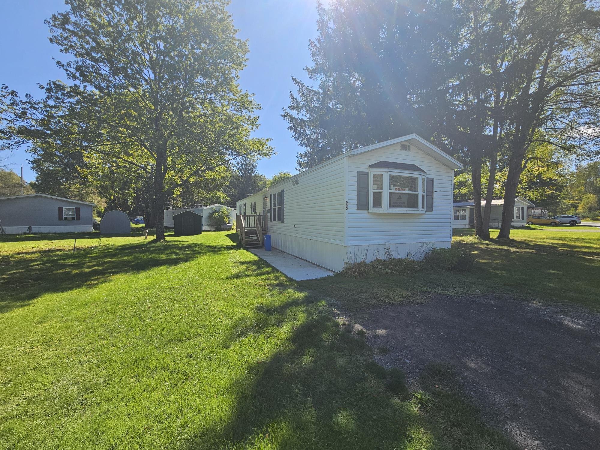 Building Photo - 25 Mapledale Acres