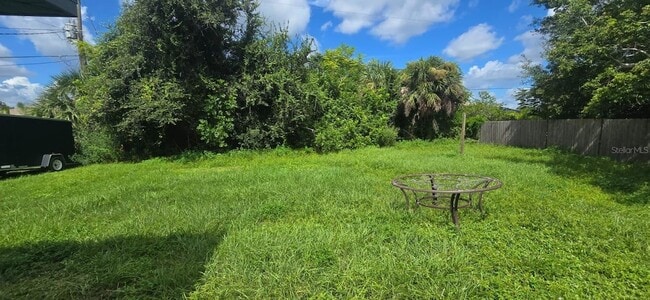 Building Photo - 5498 Montego Ln