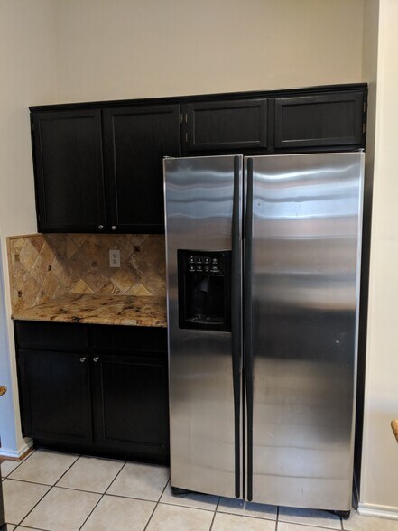 Building Photo - 1308 Meadow Lark Dr