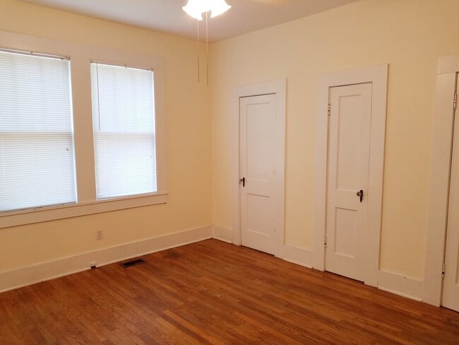Building Photo - 1509 Troupe St
