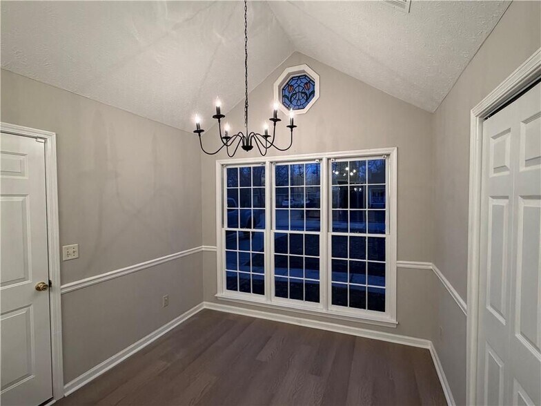 Building Photo - 65 Beaverdam Ct