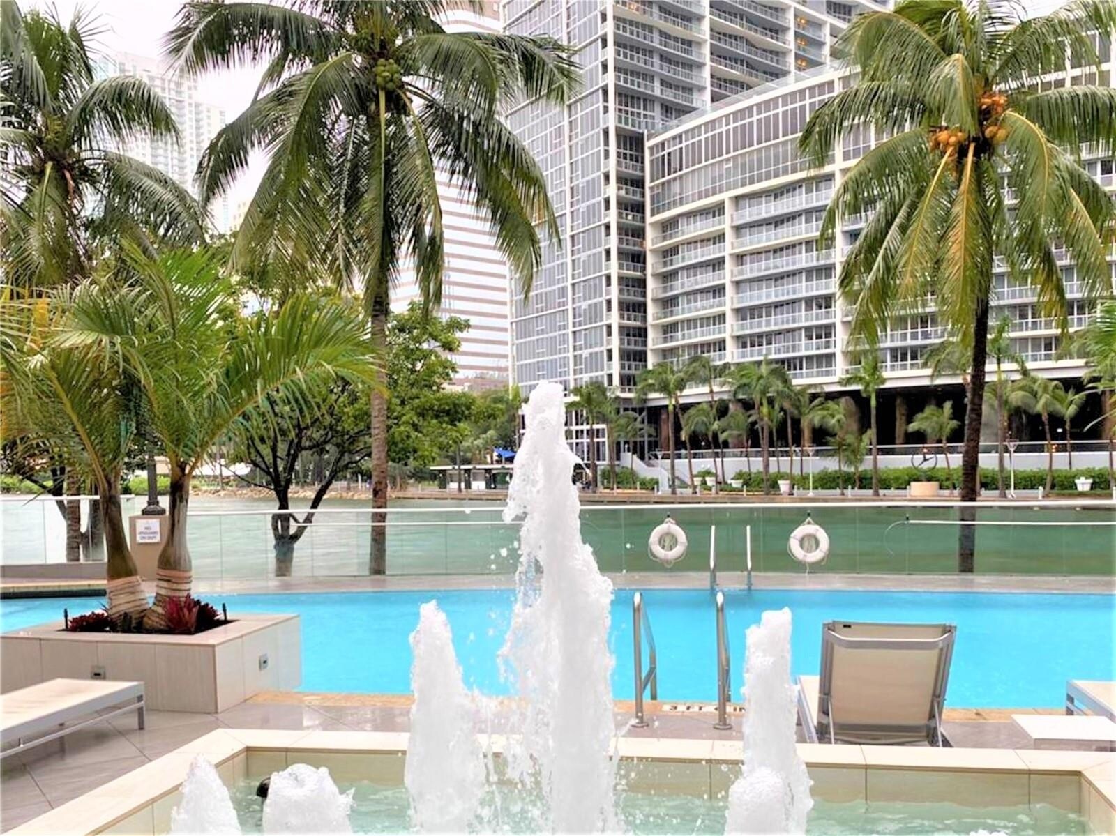 Building Photo - 901 Brickell Key Blvd