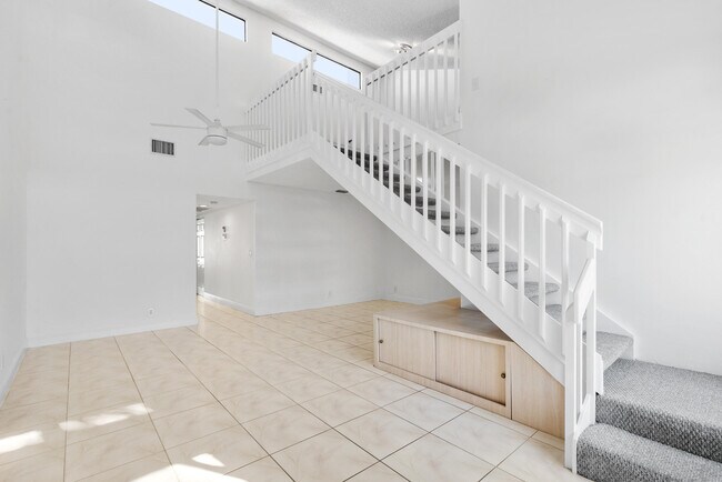 Building Photo - 5110 Nesting Way