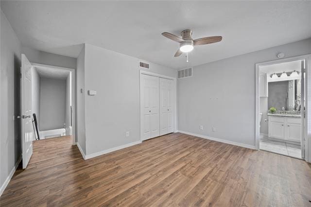 Building Photo - 9910 Royal Ln