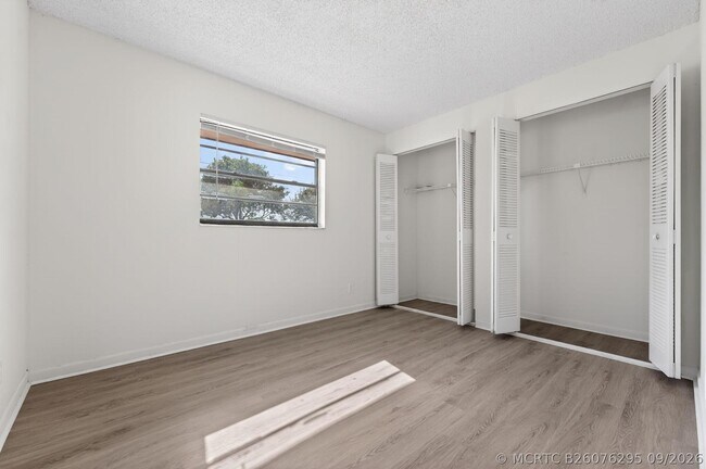 Building Photo - 9401 NW 49th Pl