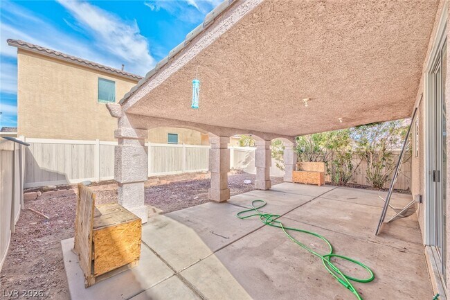 Building Photo - 4222 E Spruce Fern Ln