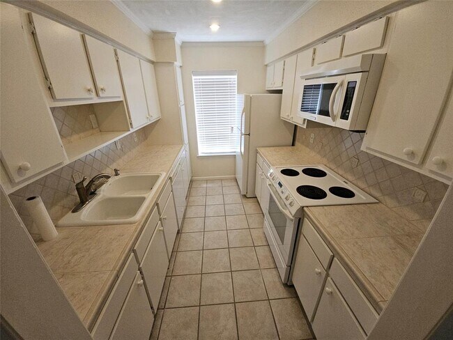 Primary Photo - 2350 Bering Dr
