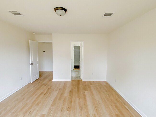 Building Photo - 13409 W Summerchase Cir