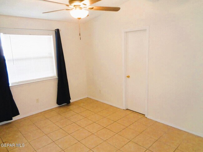 Building Photo - 12357 Tierra Buena Dr