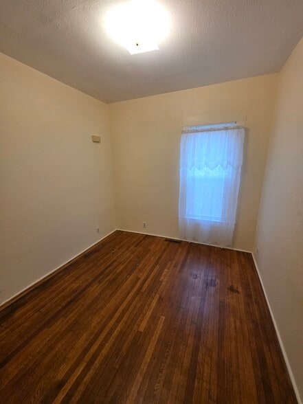 Building Photo - 2643 Sumner Ave