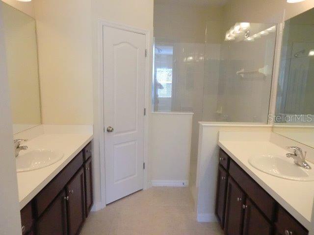 Building Photo - 4932 Maymont Park Cir