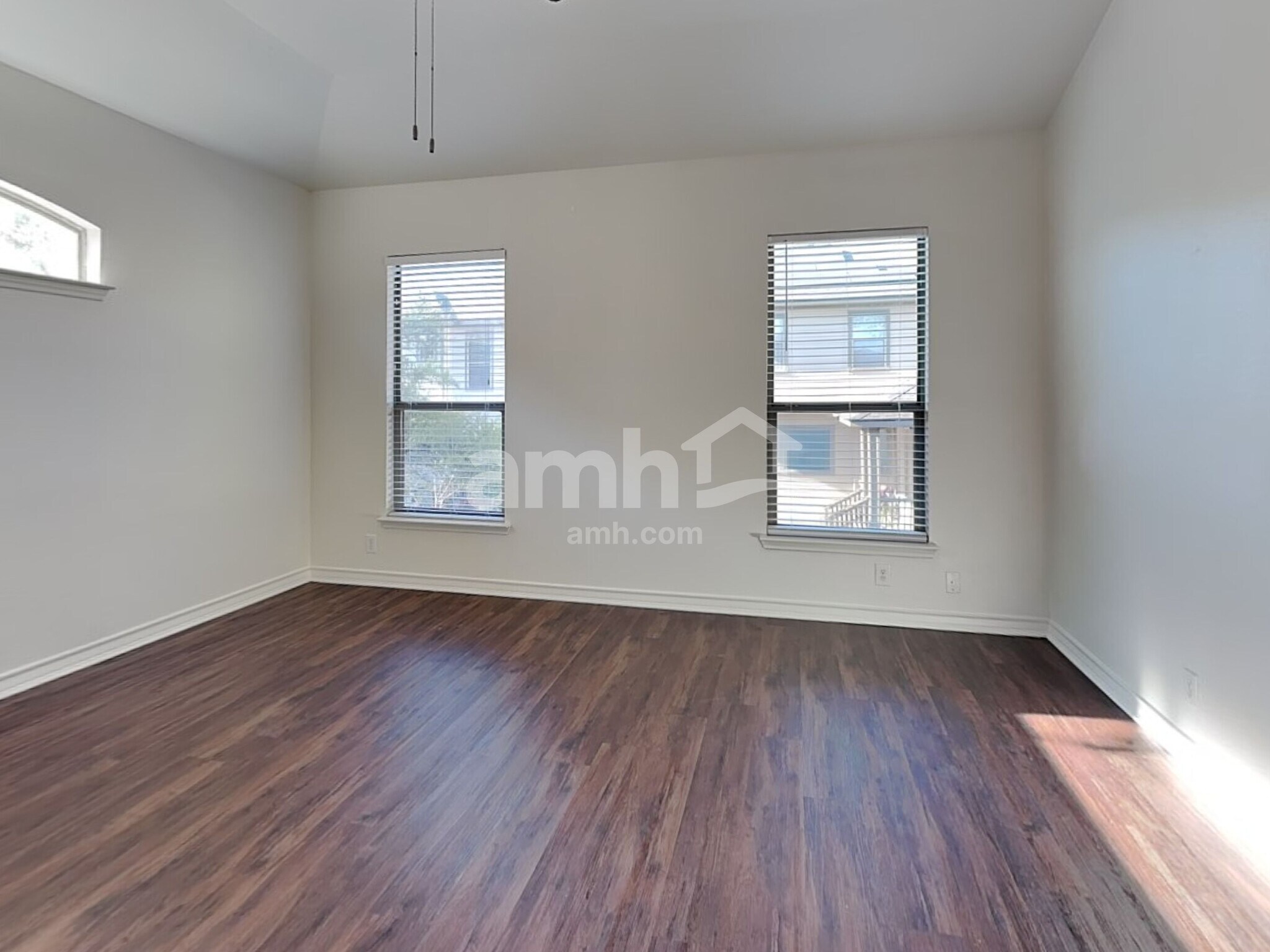 Building Photo - 1223 Cresswell Cove