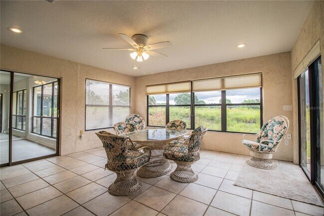 Building Photo - 4315 Creekwood Ln