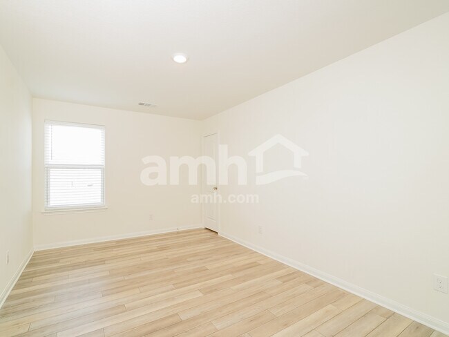 Building Photo - 1283 Treeta Trail