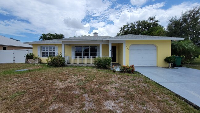 Building Photo - Port St. Lucie single-family home 3 bedroo...