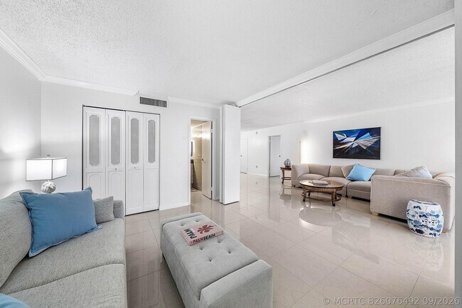Building Photo - 3546 S Ocean Blvd