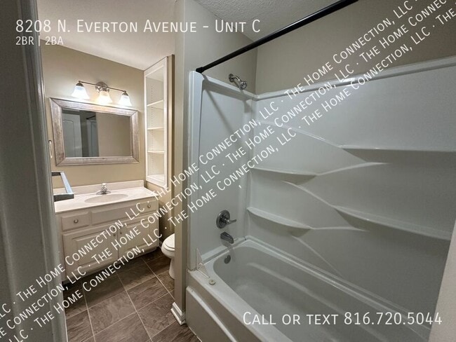 Building Photo - 8208 N Everton Ave