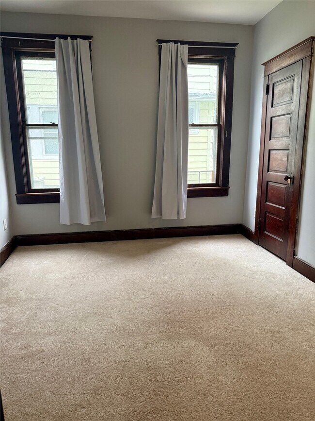 Building Photo - 1 Euclid Ave