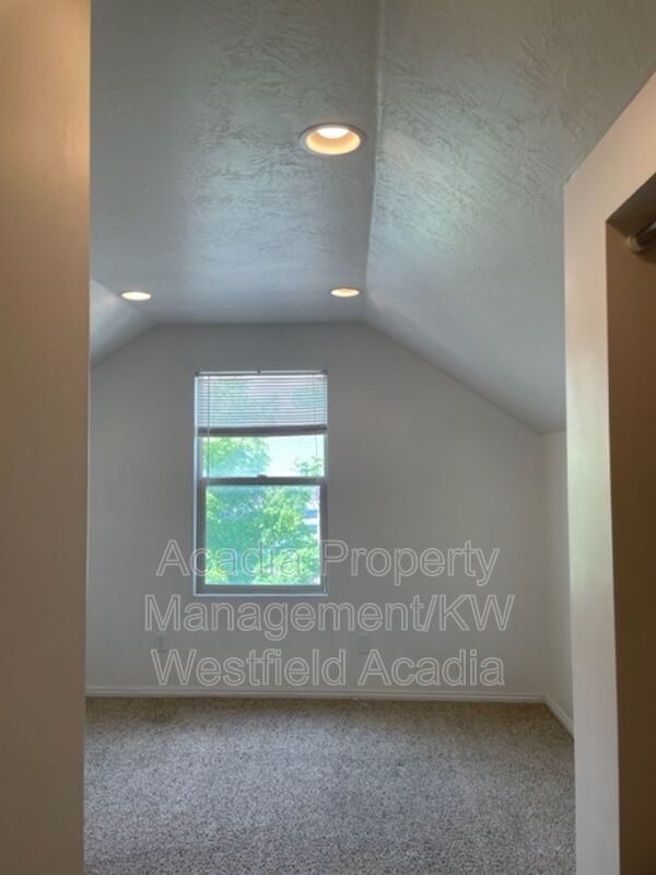 Building Photo - 4172 W Lakebridge Drive