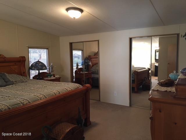 Building Photo - 1617 Ridge Dr