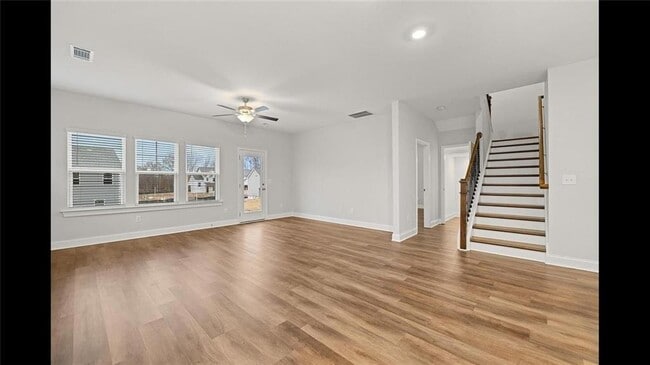 Building Photo - 3792 Oak Rdg Dr