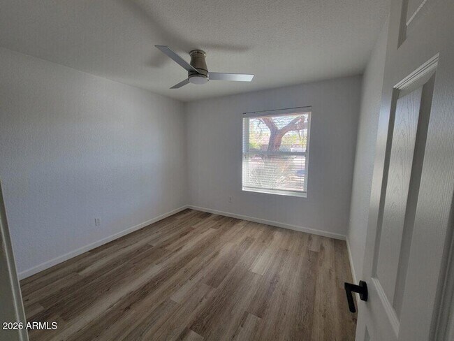 Building Photo - 4428 E Joan De Arc Ave