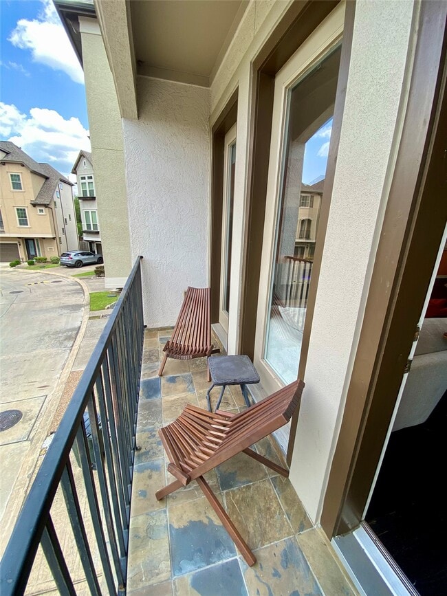 Building Photo - 12279 Oxford Cres Cir