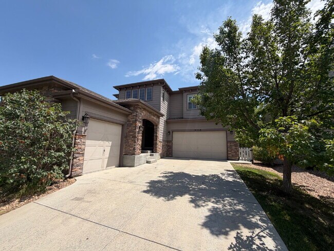 Building Photo - "Luxurious 5-Bedroom Haven in Broomfield with Stunning Granite Finishes & Cozy Fireplace!"