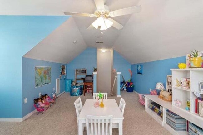 Building Photo - 401 Peoria Blvd