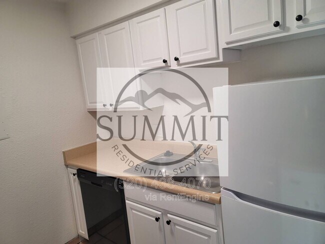 Building Photo - 926 N Belvedere Ave